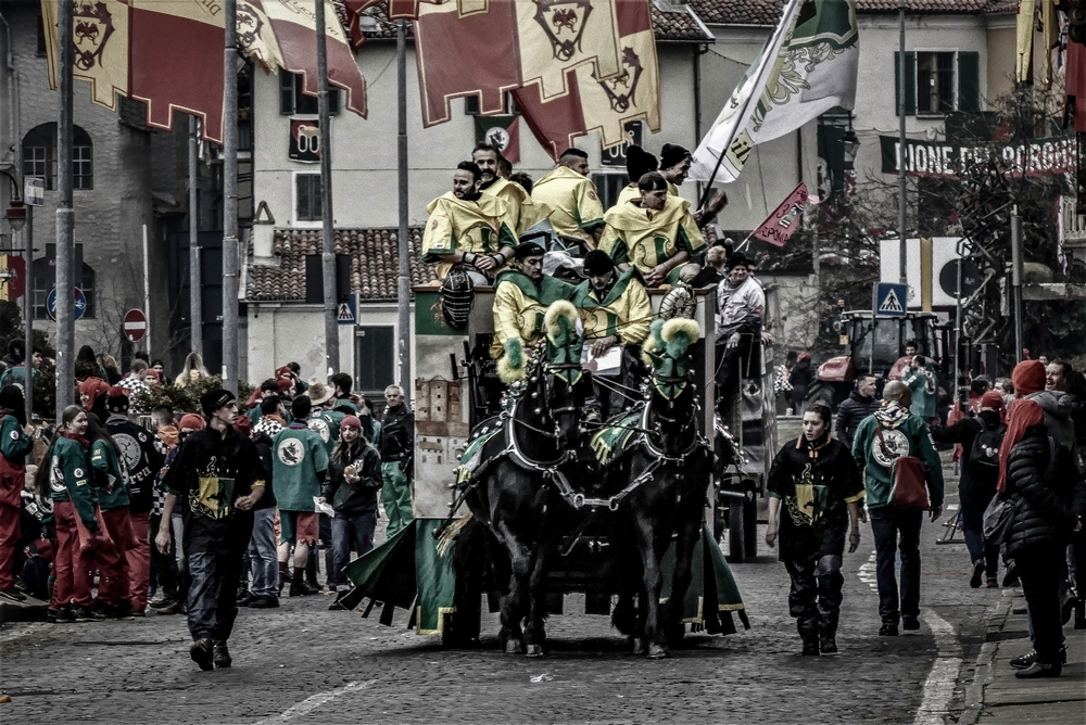 Ivrea (TO) - Storico Carnevale - 2023 - Ivrea (TO) Battaglia delle arance