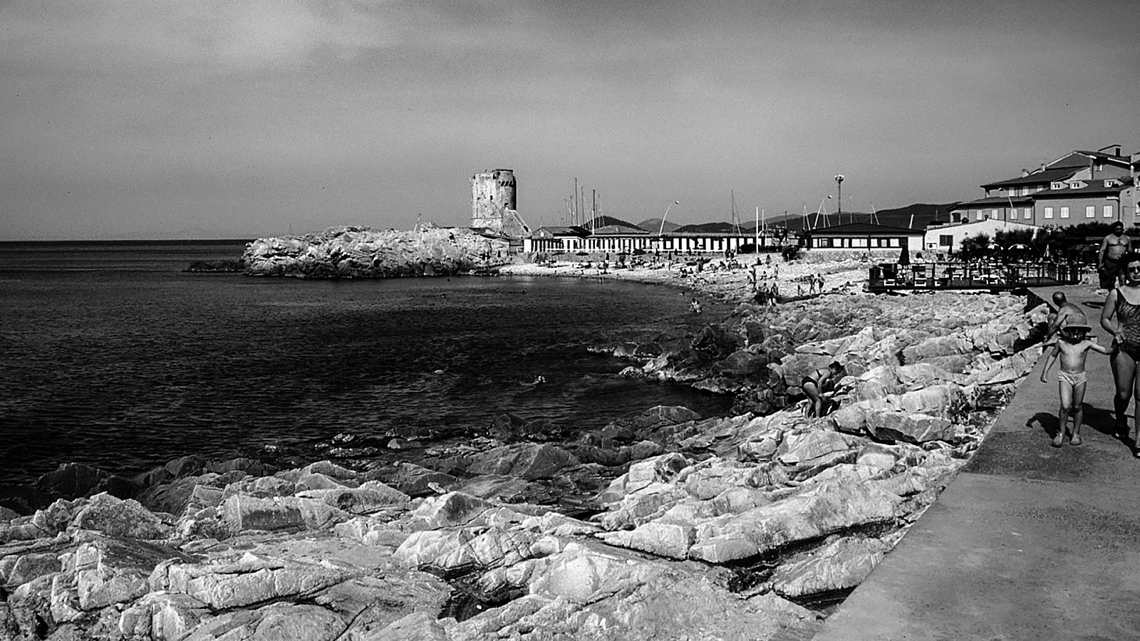 1999 - Isola d'Elba (LI) - Marciana Marina - PORTPHOTO B&W