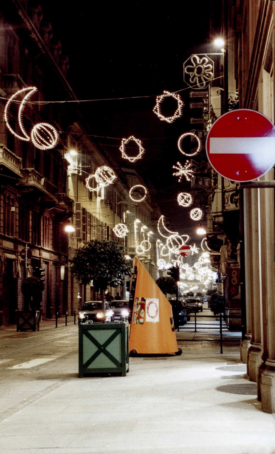 2001/11 - Torino Via S. Francesco d'Assisi - Turin Night Light