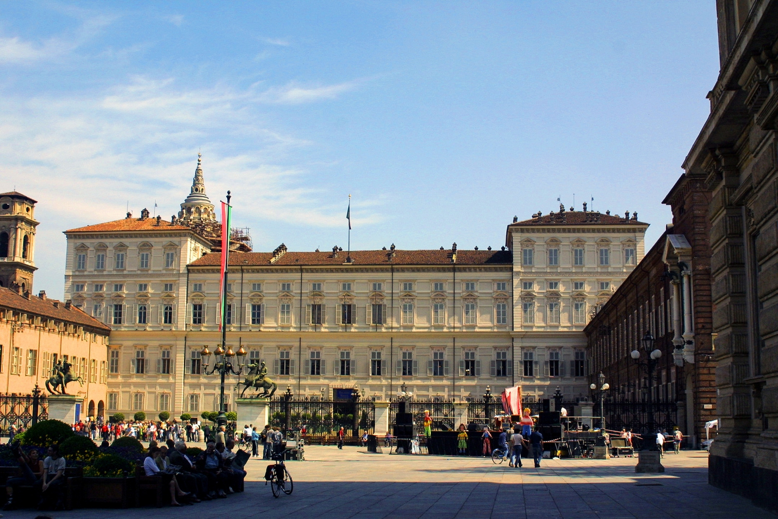 2002/05 - Torino P.zza Castello - Turin Day Light