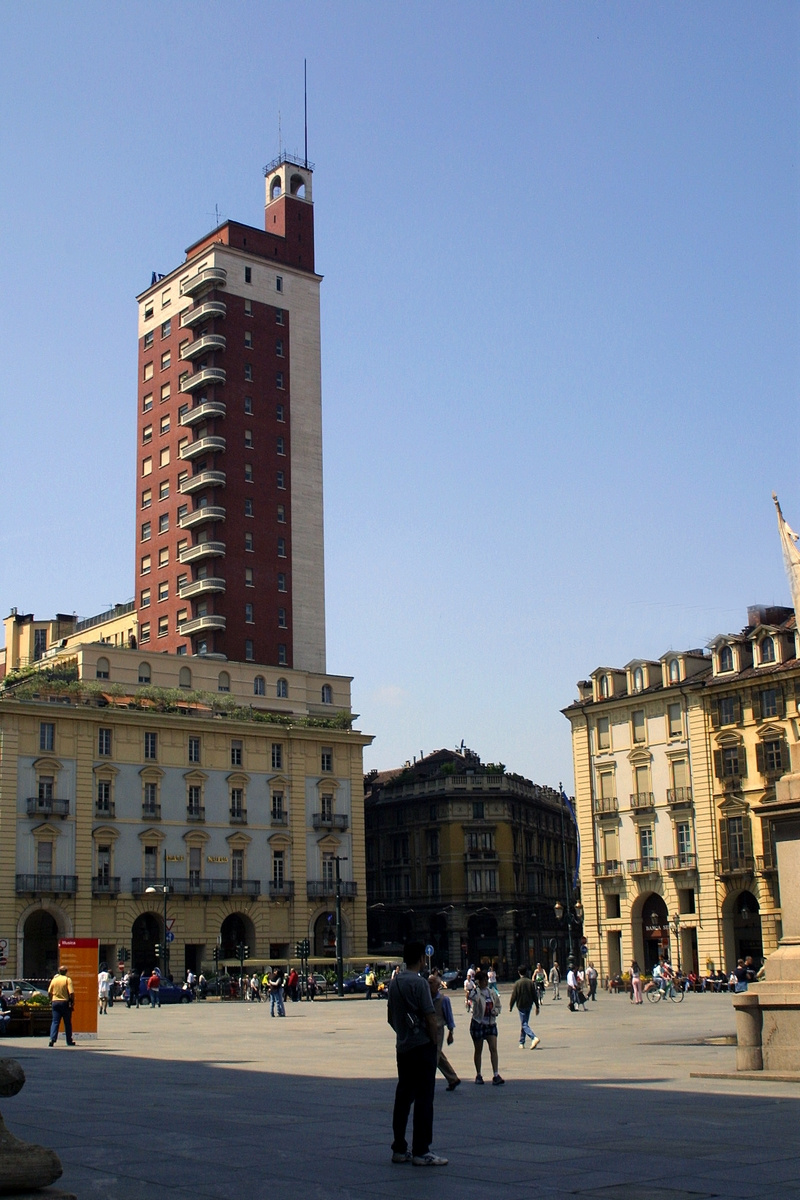 2002/05 - Torino P.zza Castello - Turin Day Light