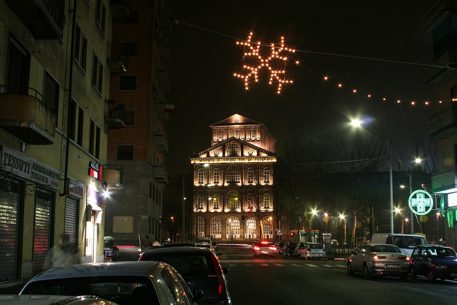 2006/02 - Torino Via Montevideo - Turin Night Light