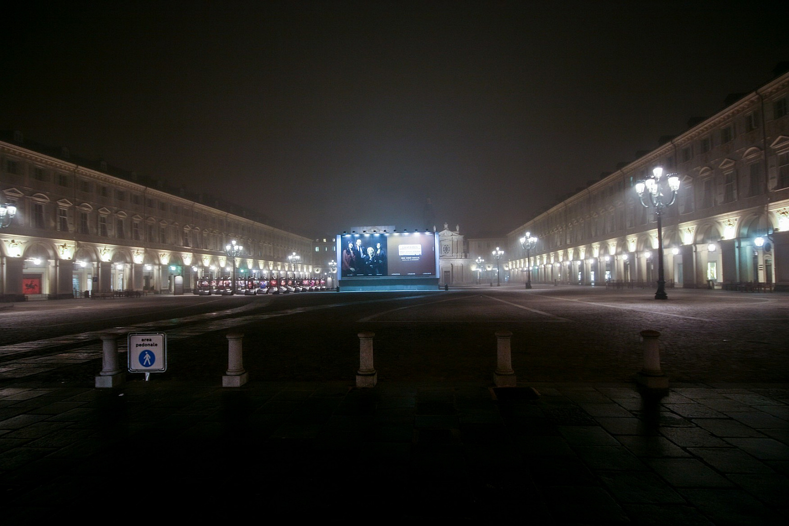 2006/12 - Torino P.zza San Carlo - Turin Night Light