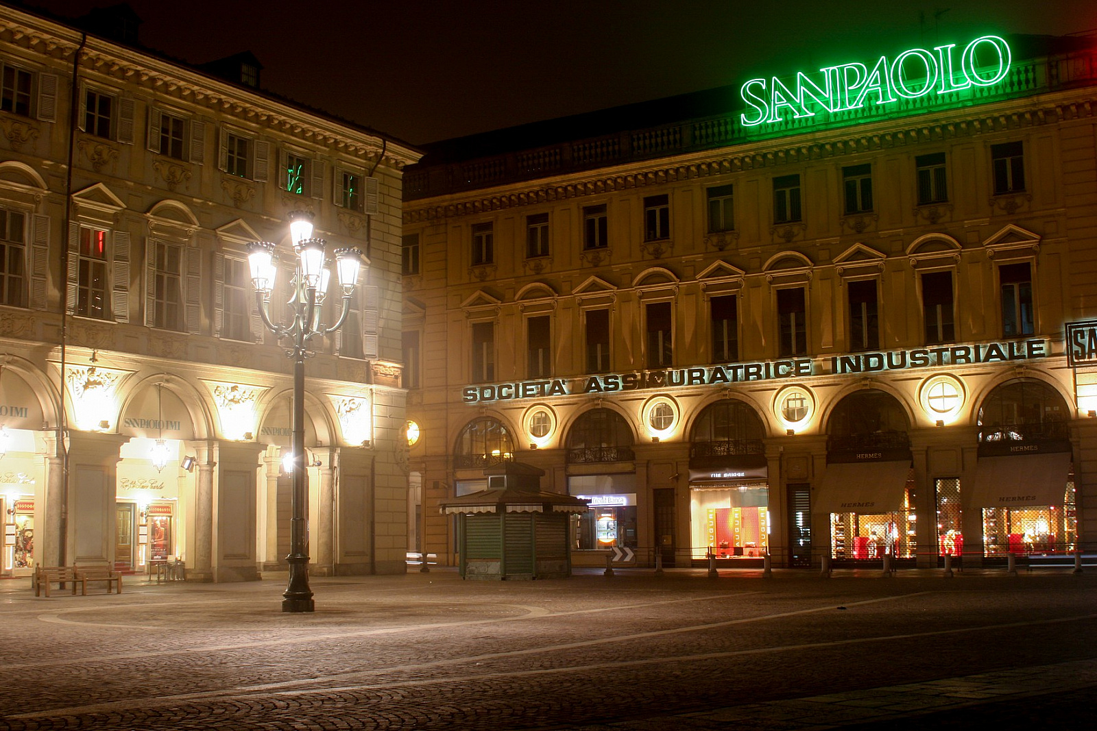 2006/12 - Torino P.zza San Carlo - Turin Night Light
