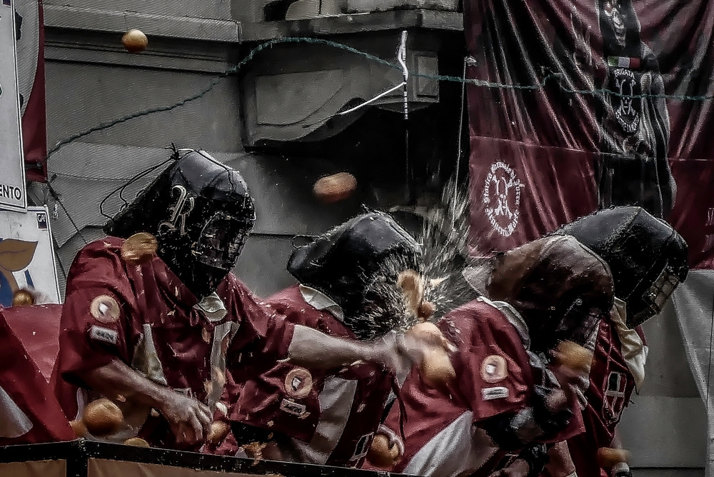 Ivrea (TO) - Storico Carnevale - 2023 - Ivrea (TO) Battaglia delle arance