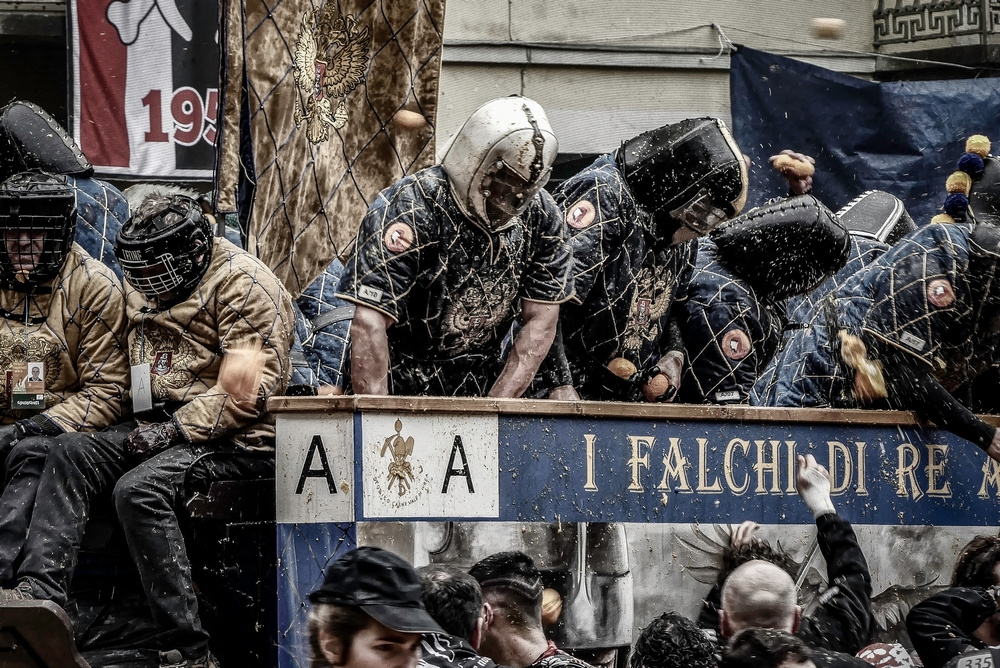 Ivrea (TO) - Storico Carnevale - 2023 - Ivrea (TO) Battaglia delle arance