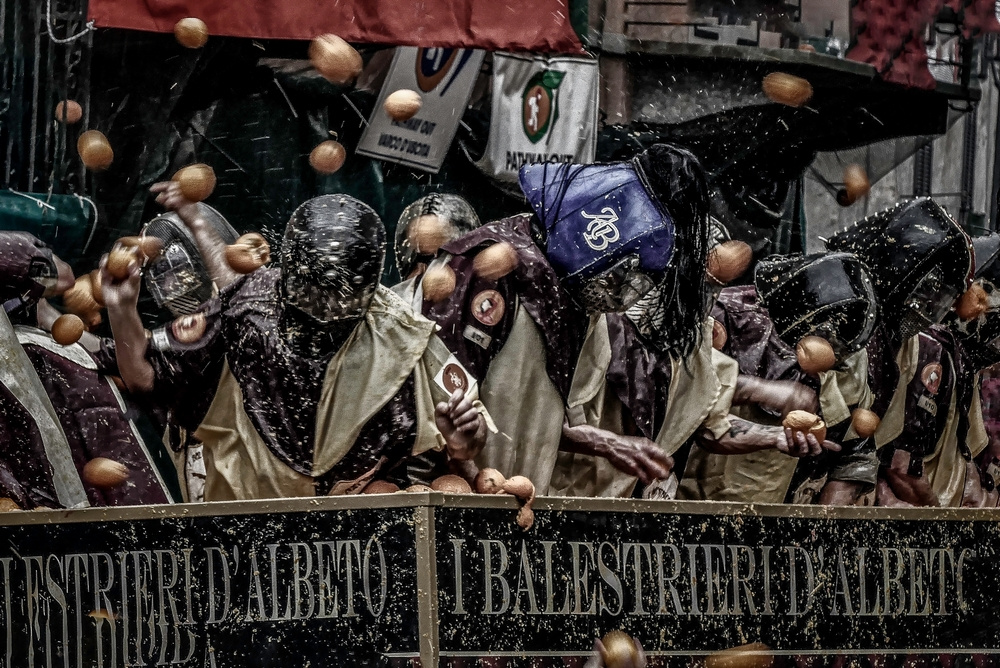 Ivrea (TO) - Storico Carnevale - 2023 - Ivrea (TO) Battaglia delle arance