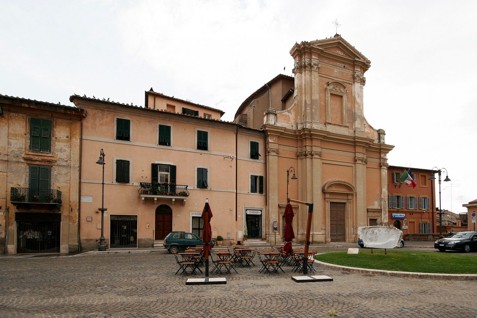 Tarquinia (VT) - P.zza Matteotti - Chiesa di San Leonardo - 2021 - Tarquinia (VT)