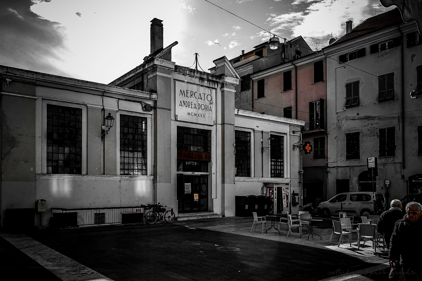 Italia - Liguria (IM) Oneglia - Black and White in Color