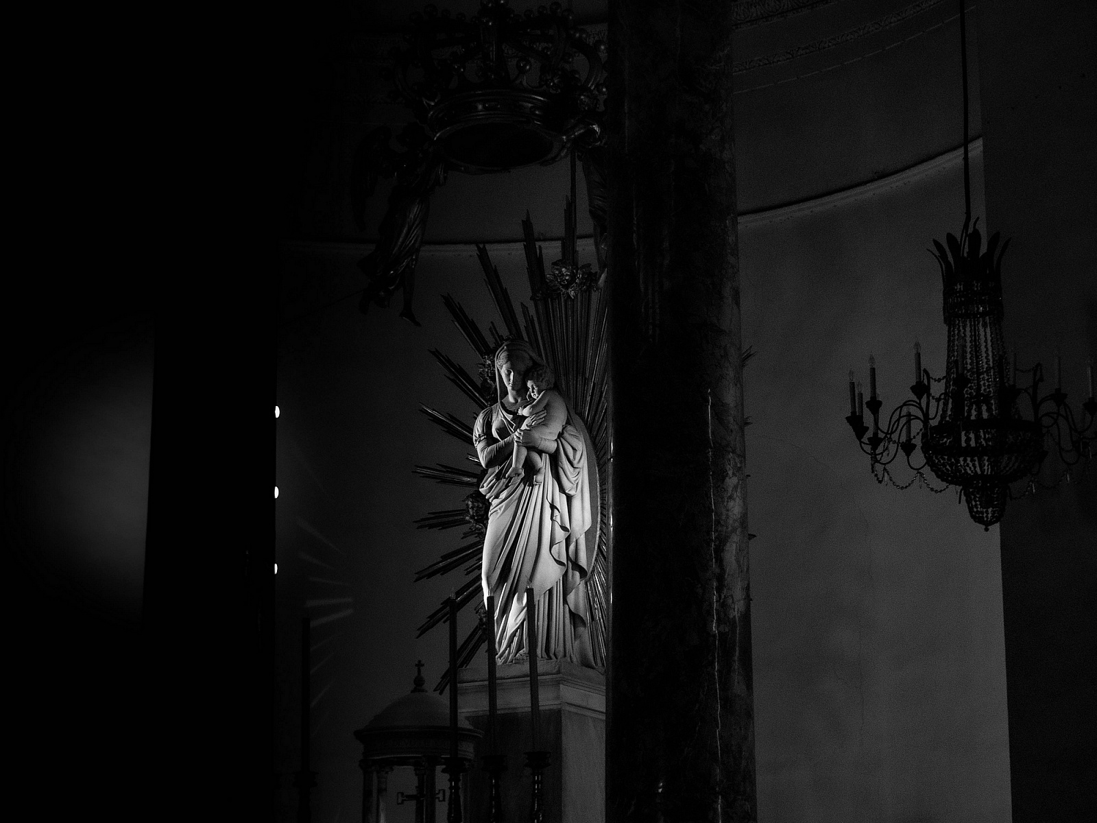 Torino - Chiesa Parrocchiale della Gran Madre di Dio - INTUS