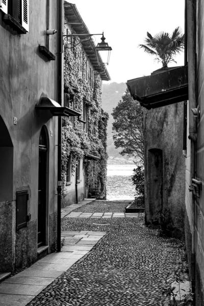 Valterdepaoliphoto Graphic 1050544 S Bn 1920